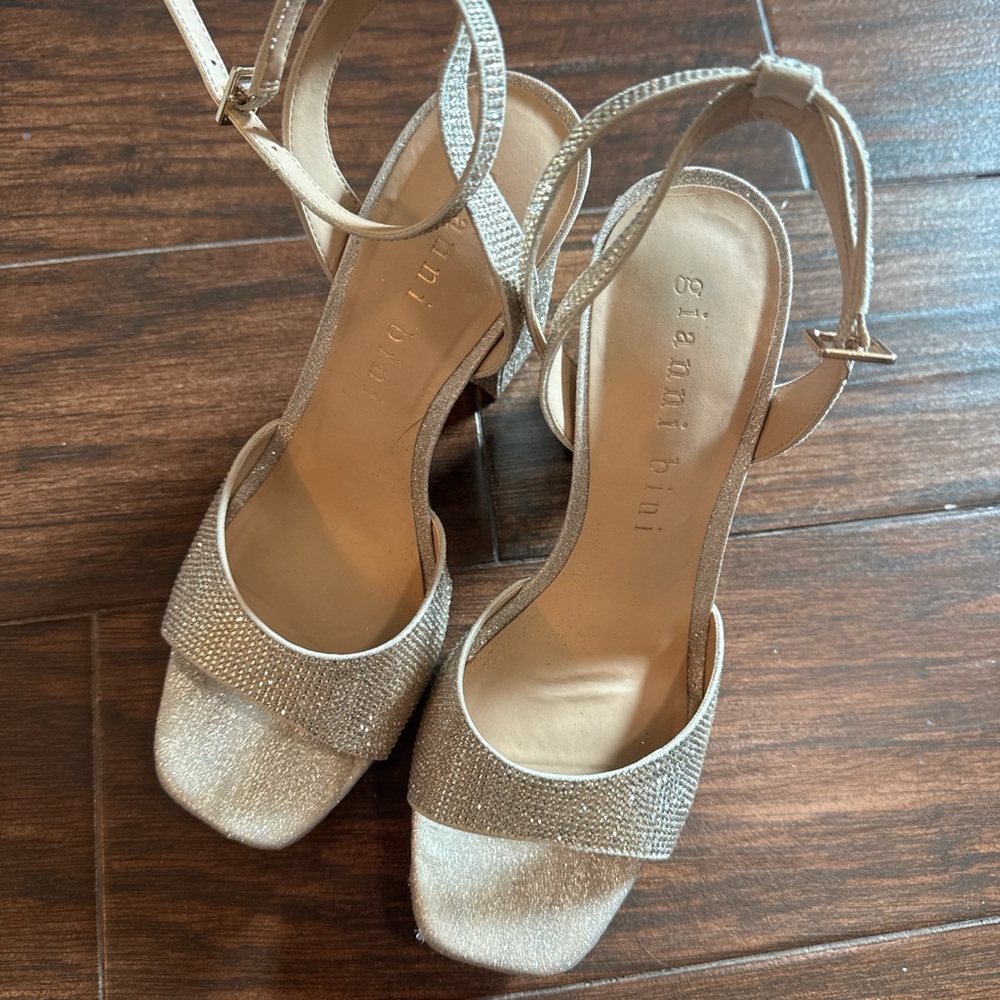 Gianni Bini Sparkling Gold Heels